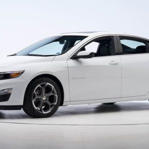 Chevrolet Malibu rental car for island hopping in Cape Verde / Sodadetour.com