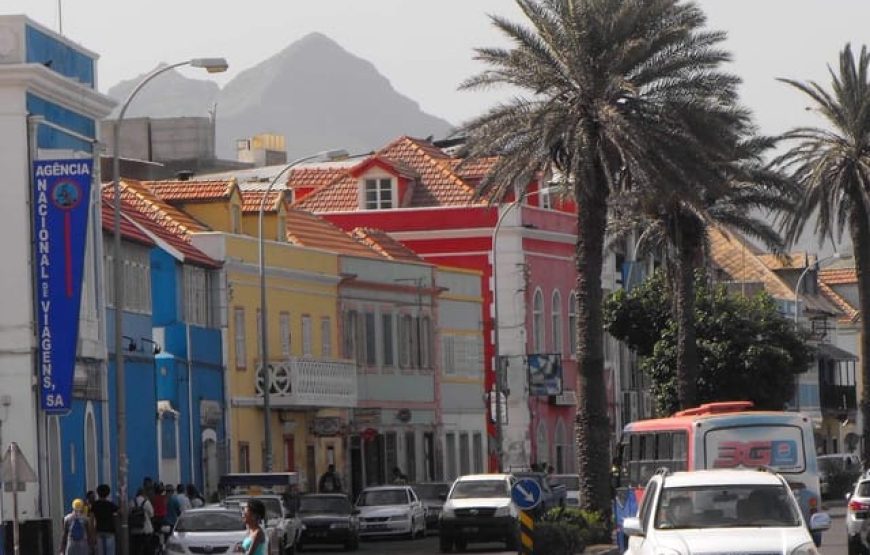 Sao vicente island: city tour and snorkeling with tartle