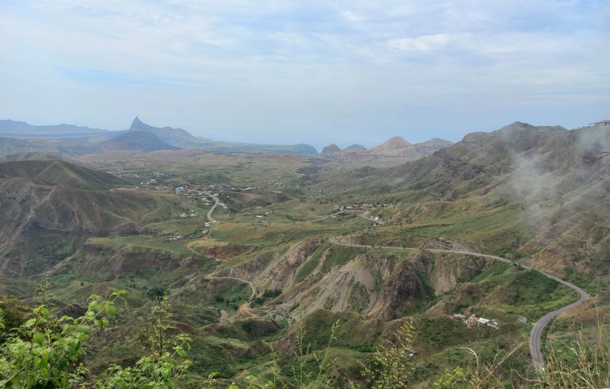 Sao Vicente island: Hike Monte Verde