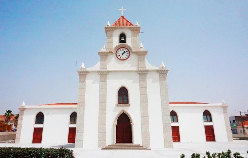 Santiago island: Discover the island in a full day