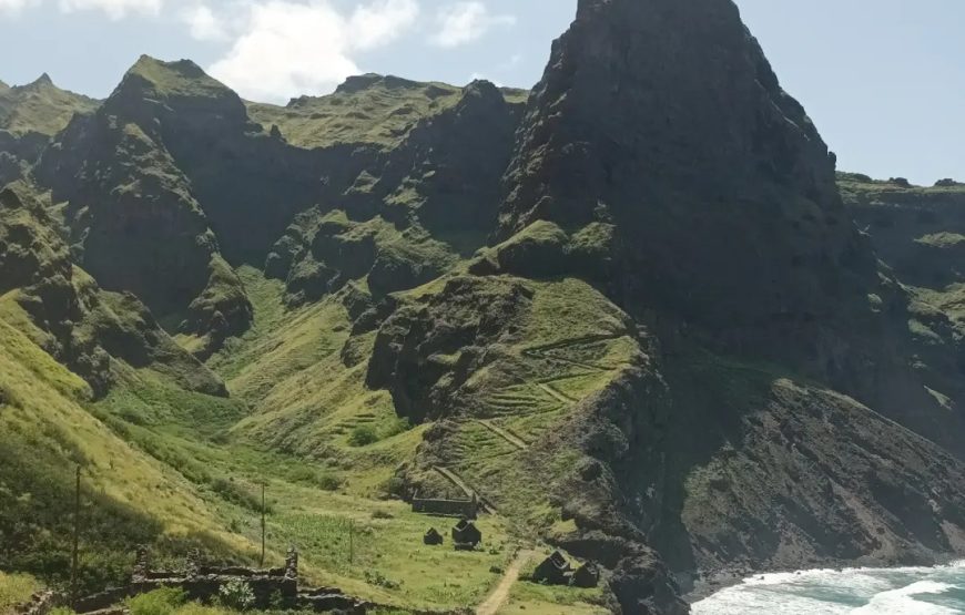 Santo Antao island: hike Pinhao – Lombo Branco – Sinagoga