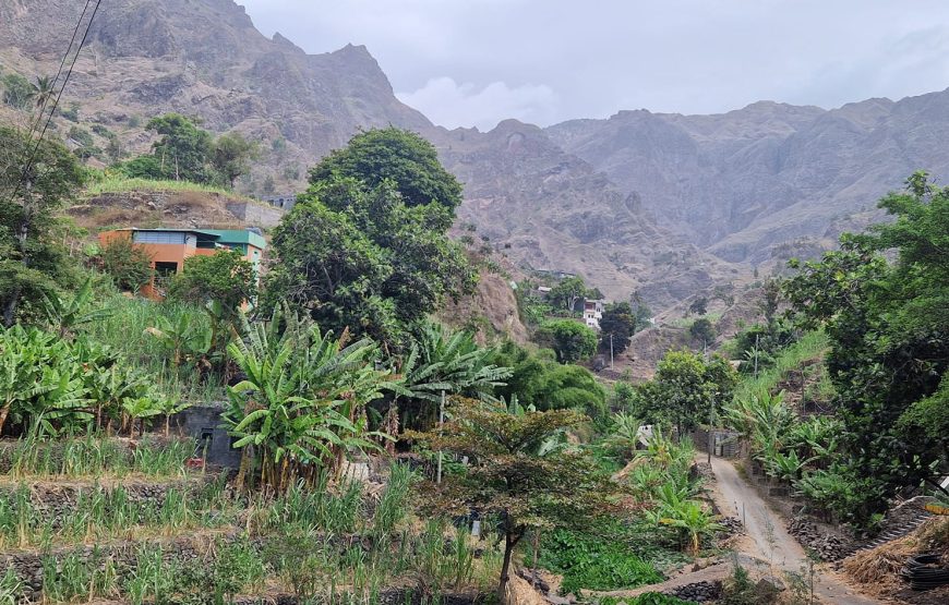 Santo Antao island: hike Pinhao – Lombo Branco – Sinagoga