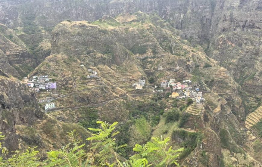 Santo Antao island: hike Ponta do Sol to Cruzinha