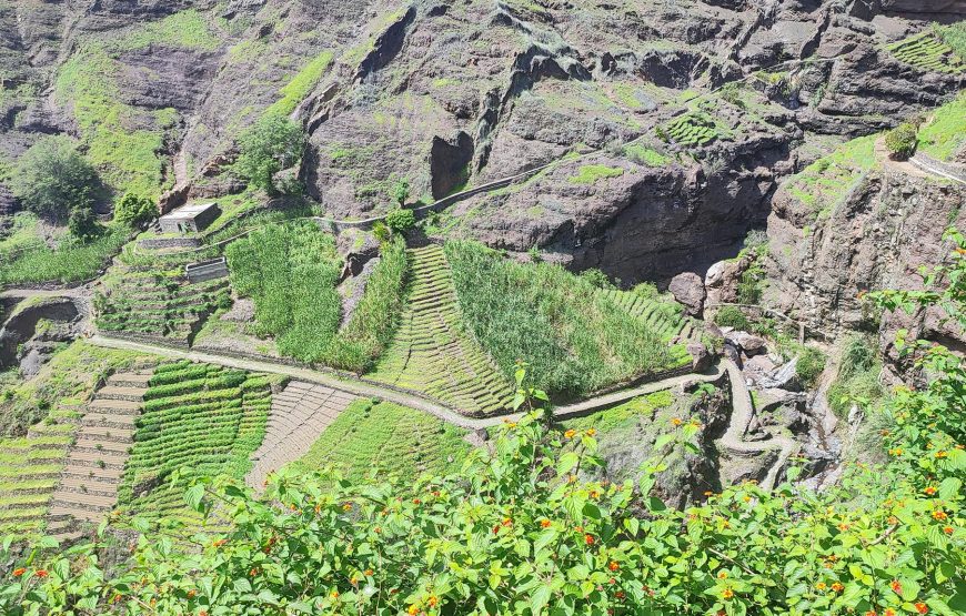 Santo Antao: Hike Alto Mira to Cha de Morte