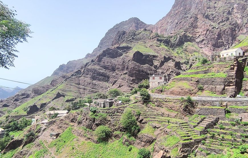 Santo Antao: Hike Alto Mira to Cha de Morte