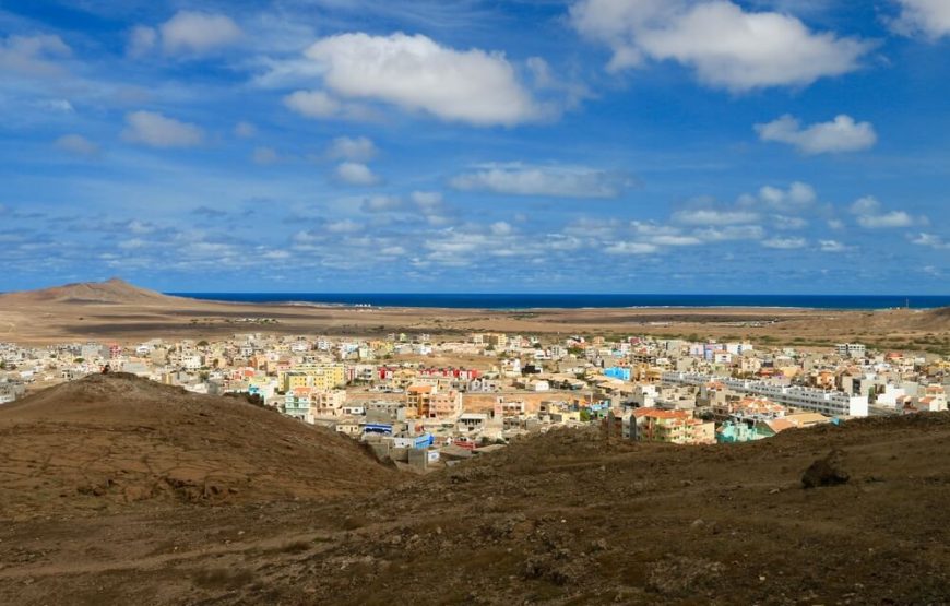 Sal island: City tour in Espargos and shark watching