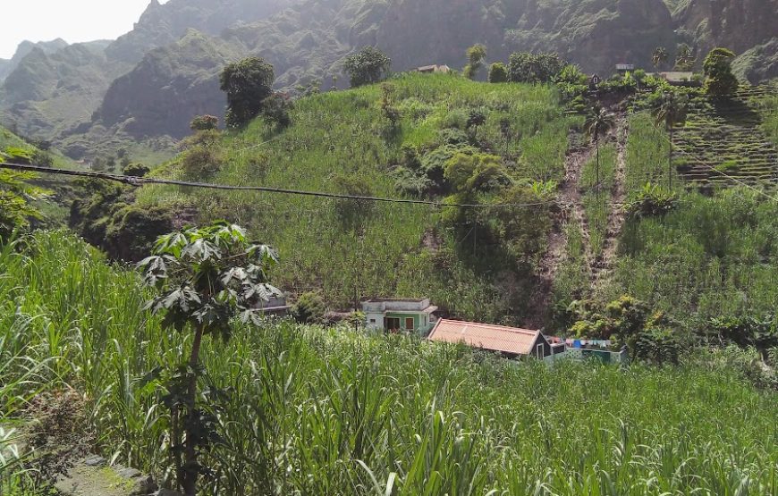 Santo Antao: Hike Lagoa to Caibros