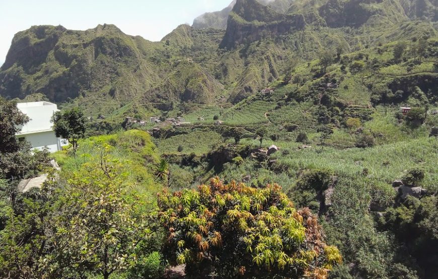 Santo Antao: Hike Lagoa to Caibros