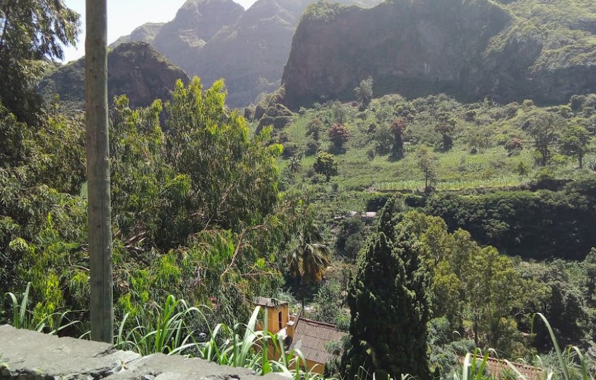 Santo Antao: Hike Lagoa to Caibros